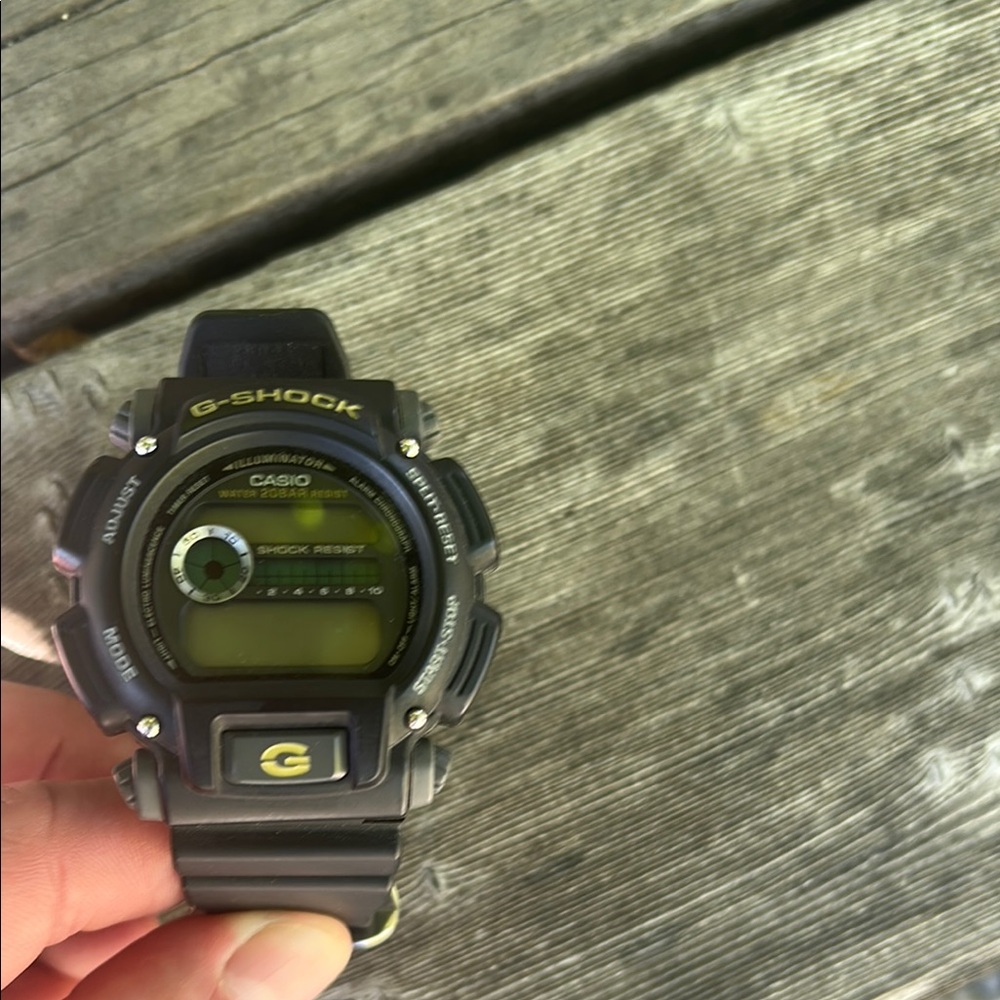 CASIO G-SHOCK WATCH